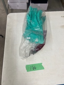 lot 166 image: PACKAGE OF THICK RUBBER GLOVES