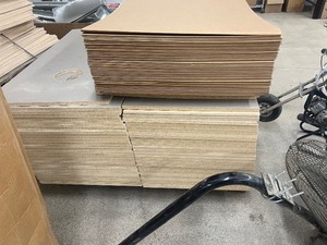 lot 52 image: 50) 4 x 2 x 34 particle board