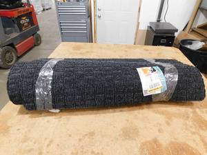 lot 32 image: TrafficMaster Premiere Squares Charcoal 36 x 48 Needlepunch Commercial Mat
