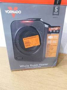 lot 85 image: Vornado Forced Air Velocity 5 Whole Room 1500-Watt 5118 BTU Electric Space Fan Electric Heater Furnace, Black
