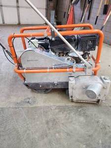 Husqvarna Soff Cut 2000 Concrete Saw - Self Propelled