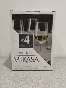 lot 61 image: NEW MIKASA PARKER SET OF 4 WHITE WINE GLASSES