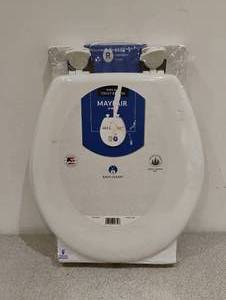 lot 71 image: NEW MAYFAIR BY BEMIS TOILET SEAT