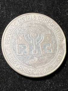 lot 37 image: 1 TROY OZ .999 FINE SILVER RMC ROUND