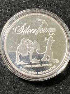 lot 46 image: 1 TROY OZ .999 FINE SILVER SILVERTOWNE ROUND IN AIRTITE