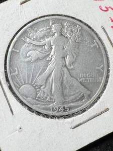 lot 49 image: 1945-S US WALKING LIBERTY HALF DOLLAR