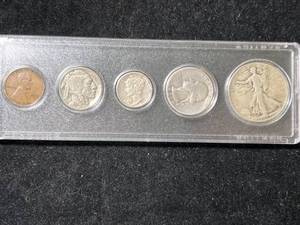 lot 93 image: 1937 US YEAR SET IN HARDCOVER CASE