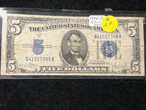 lot 106 image: 1934D US BLUE SEAL $5 SILVER CERTIFICATE