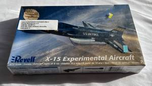 lot 30 image: X-15 Experimental Aircraft Revell 172 Model Airplane