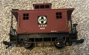 lot 63 image: Bachmann Big Haulers G Scale Thunderbolt Express CABOOSE Santa Fe ATSF 425 Red Model Train