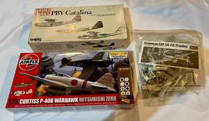 lot 146 image: Lot of 3 Vintage Plane Model Kits