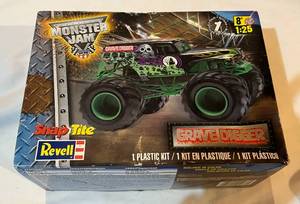 lot 151 image: Grave Digger Monster Jam Model Kit