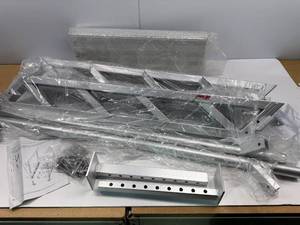 lot 21 image: JUMBO TREAD DOCK STAIRS     WRAILING 4-STEP