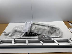 lot 30 image: DELUXE FLIP UP DOCK LADDER 6-   STEP