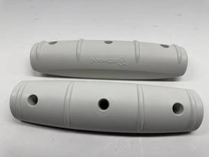 lot 67 image: Attwood SoftSide Straight-Edge Dock Fender