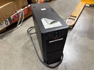 lot 99 image: APC SUA2200 Smart-UPS 2200VA1980W 120V Tower UPS