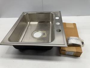 lot 114 image: ust Manufacturing Stainless Steel Sink SL-ADA-1921-A-GR