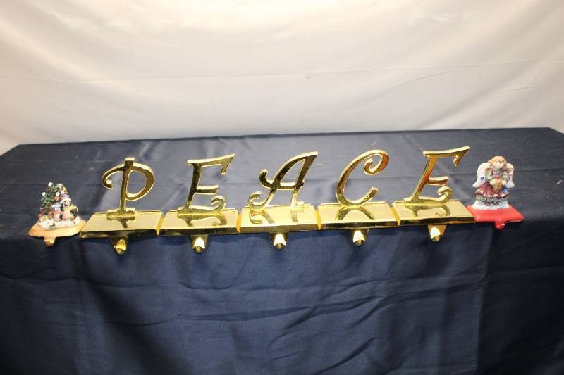 Unique Decorative Wall Hook - PEACE with Winter Figurines
