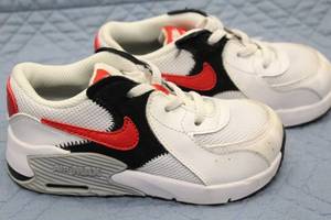 Nike Air Max Retro Sneakers in White, Black, and Red - Youth Size 10