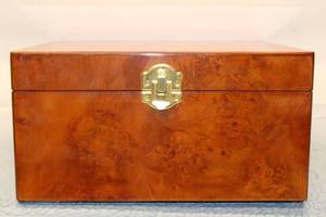 Elegant Vintage Keepsake Box with Velvet Lining