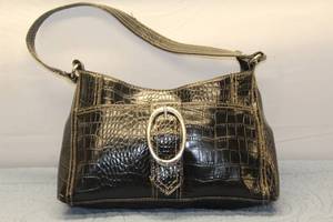 Liz & Co. Black Crocodile Print Handbag