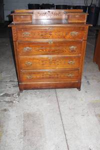 Antique Wooden Chest of Drawers with Floral Inlay