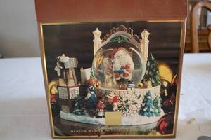 lot 131 image: Lenox Holiday Village Santas Winter Wonderland Snow Globe