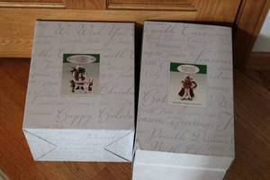 lot 144 image: Possible Dreams Santa Claus Figures Collection with Accessories