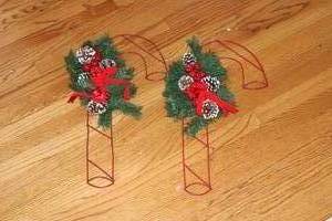 lot 151 image: Pair of Festive Candy Cane Outdoor Decorations with Pinecones and Berries