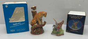 lot 13 image: Collectible Vintage Ski Country & Jim Beam Decanters (Empty) With Original Boxes
