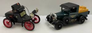 lot 51 image: Vintage Collectible BEAM Oldsmobile & Parkwood Pick Up Decanters (EMPTY)