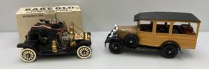 lot 118 image: Collectible Car Decanters Including BEAM Woody Wagon & Double Springs 1910 Model T Ford In Original Box (EMPTY)