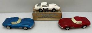 lot 120 image: Misc. Pacesetter Corvette Decanters (Empty)