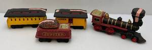 lot 131 image: Vintage McCormick Collectible Decanter Train (EMPTY)