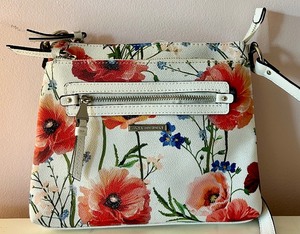lot 54 image: Dana Buchman Red Poppies Zip Close Adjustable Crossbody Strap Handbag