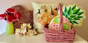 lot 59 image: Whimsical Pink and Green Home Decor