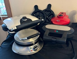 lot 94 image: Kitchen Accessories by Wolfgang Puck, Xpress, George Forman and Cuisinart