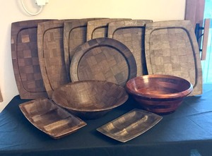 lot 107 image: Vintage Serving Trays and Bowls