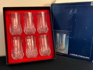 lot 124 image: Cristal dearques Crystal Glasses