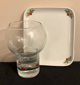 lot 43 image: Porsgrund Hearts and Pines Candle Holder and Petite Tray