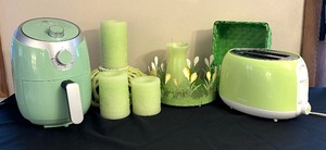 lot 49 image: Green Air Fryer, Toaster, Candles, Basket Bowl, Vase and More
