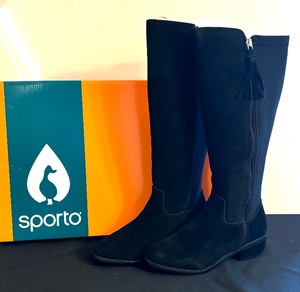 lot 198 image: New Size 6 Sports Christie 2 Boots