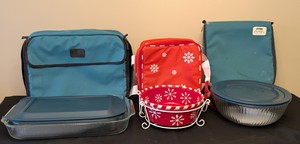 lot 264 image: Pyrex and Temptations Traveling Food Storage