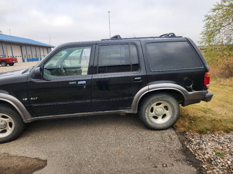 2001 Ford Explorer XLT