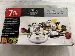 lot 42 image: Culinary Edge 7pc Stainless Steel Cookware Set