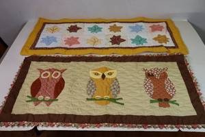 lot 391 image: Vintage Quilted Wall Art Table Runner DecorFall Leaves, Three Wise Owls Themed