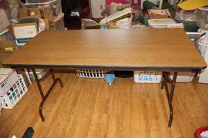 lot 451A image: CORRECTION 5 NOT 8New 5-Foot Folding-Leg Portable Table Crafting Counter Etc