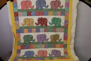 lot 376 image: Adorable Vintage Baby Quilt Elephant Circus Themed for BoyGirl and Ready for the Final Touches