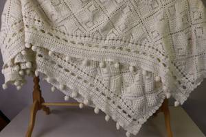 lot 379 image: Vintage Afghan Ivory Puff Hand Knit King-Size Crocheted PomPom Fringe Blanket Throw Bedspread Coverlet