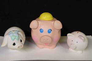 lot 450C image: Collectible Plastic Fisher Price, Precious Moments Pig Piggy Banks